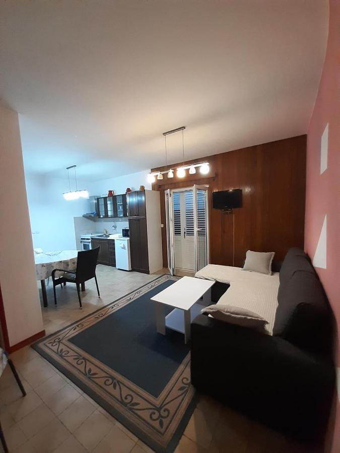Apartments Cebalo - Ekonomija Korčula Exteriör bild